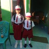 Vư