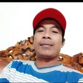Cr