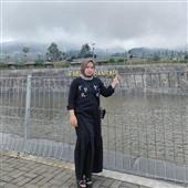 Mo