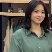NỮ