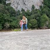 Tr