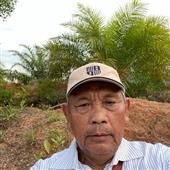 Xú