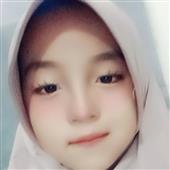 nư
