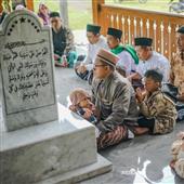Sứ