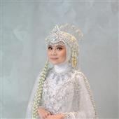 LẠ